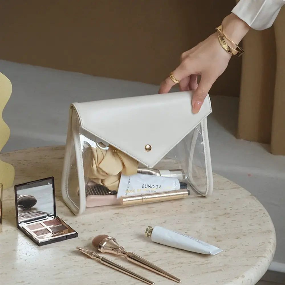 pochette trousse de toilette beige