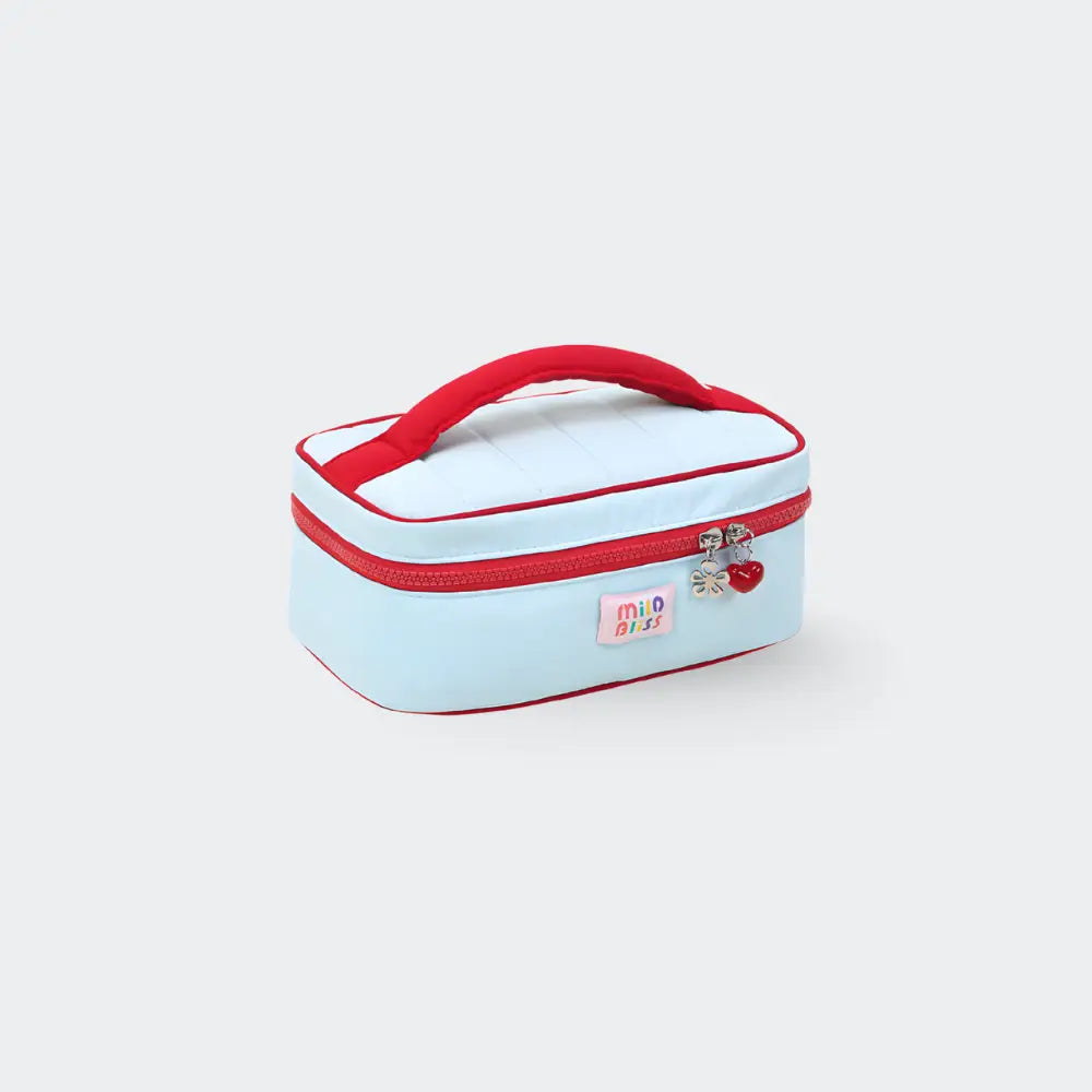trousse de toilette enfant garçon bleu fond blanc