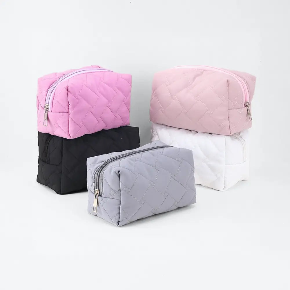 trousse de toilette gaze de coton fond blanc