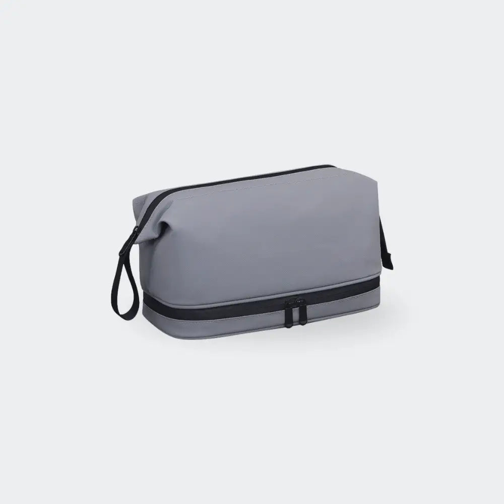 trousse de toilette pour homme gris fond blanc
