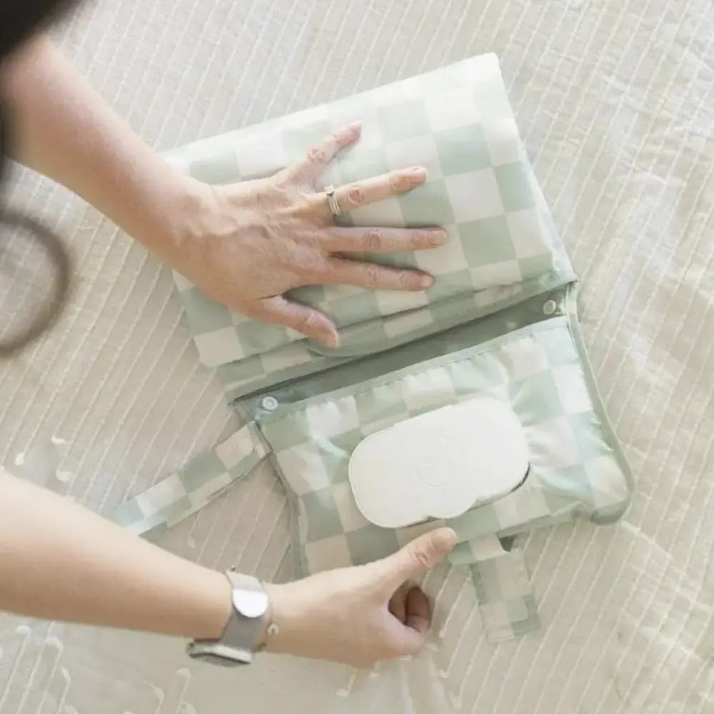 trousse de toilettes bebe pour parents